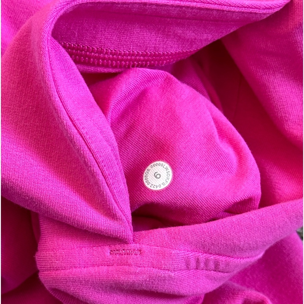 lululemon - sweatpant - size 6 - sonic pink - Picture 3 of 5